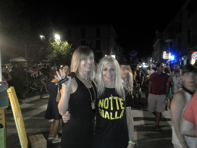Ilaria live